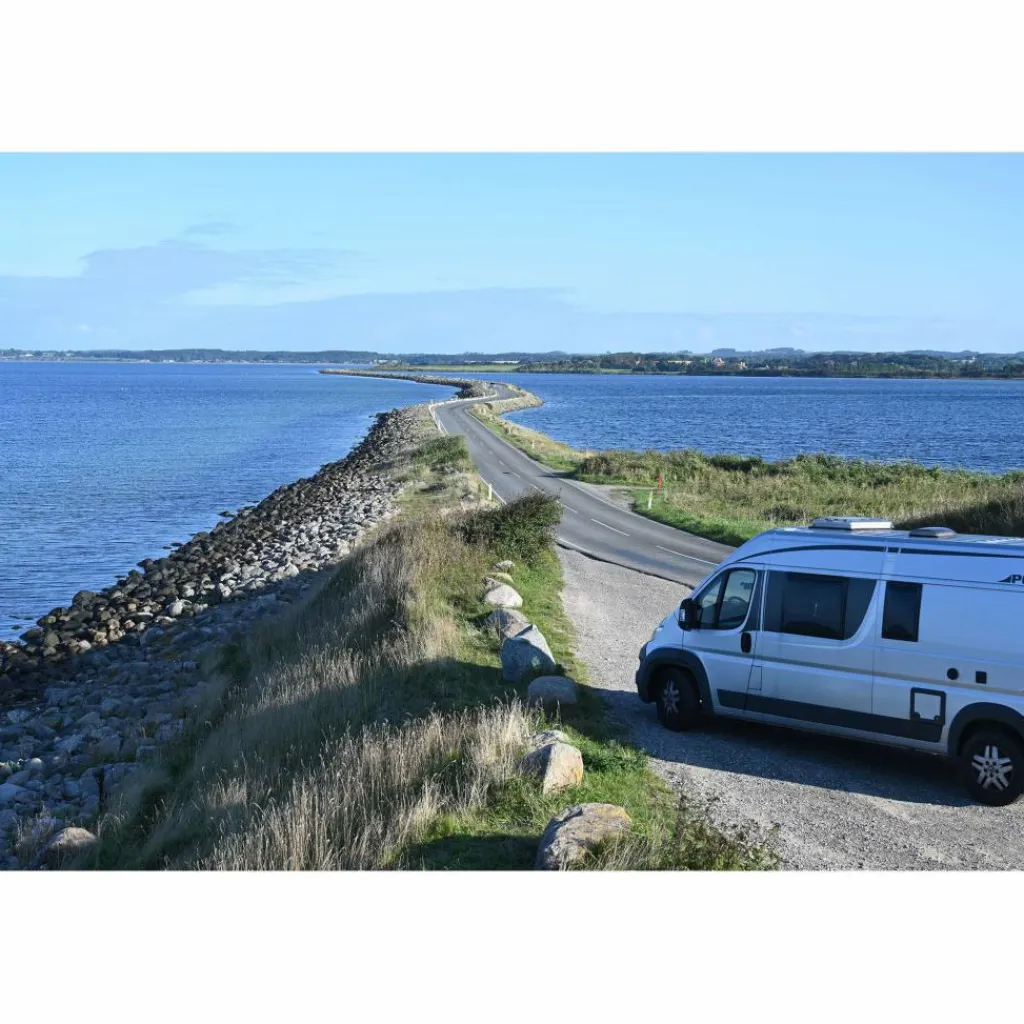 SECRET PLACES SKANDINAVIEN MIT DEM WOHNMOBIL - Reiseführer^ Wohnmobilreiseführer