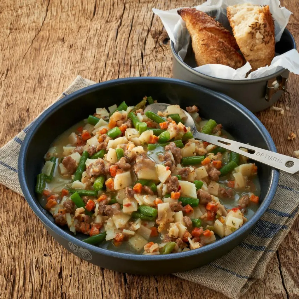 TREK'N EAT TREK'N EAT DEFTIGER KARTOFFELTOPF MIT RIND&BOHNEN - Outdoor Essen^ Verpflegung