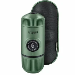 Wacaco Kaffee Equipment*NANOPRESSO INKL. SCHUTZHÜLLE - MOSS GREEN - Kaffeepresse