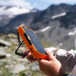 Xtorm Powerbanks|Solarladegeräte*RUGGED SOLAR POWERBANK 10.000 - Powerbank